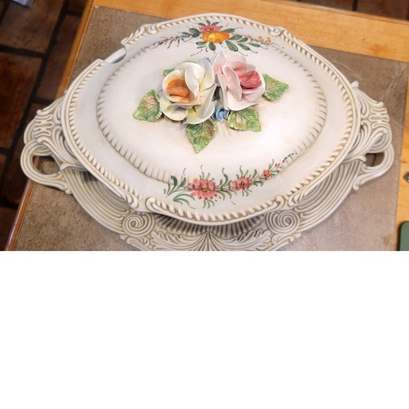 Vintage Italian Style Floral Ceramic Soup Tureen with Lid and Underplate Cream